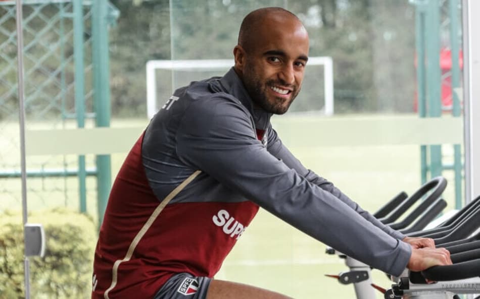 São Paulo vive expectativa por reforço antes de jogo chave na Libertadores