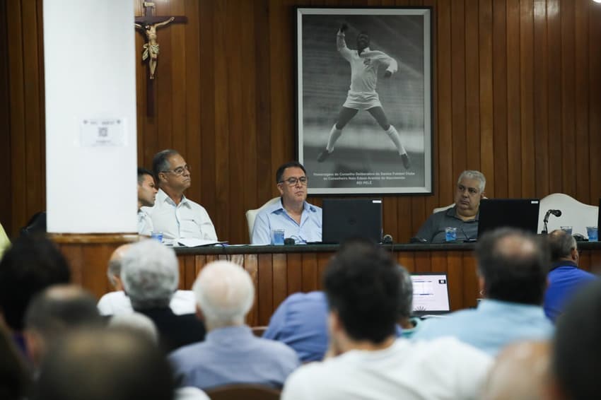 Presidente do Santos, Marcelo Teixeira, participa da reunião do Conselho Deliberativo. (Foto: Divulgação/ Santos FC)