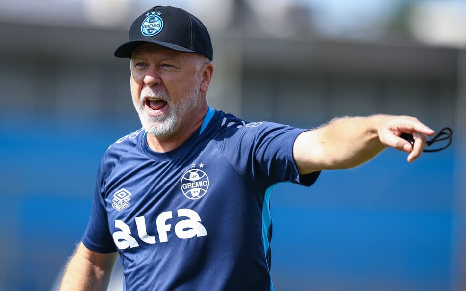 As primeiras ideias táticas de Mano Menezes no Grêmio
