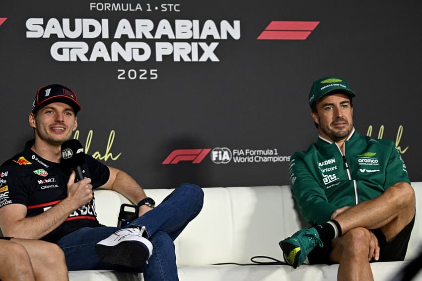 Max-Verstappen-Fernando-Alonso-GP-da-Arabia-Saudita