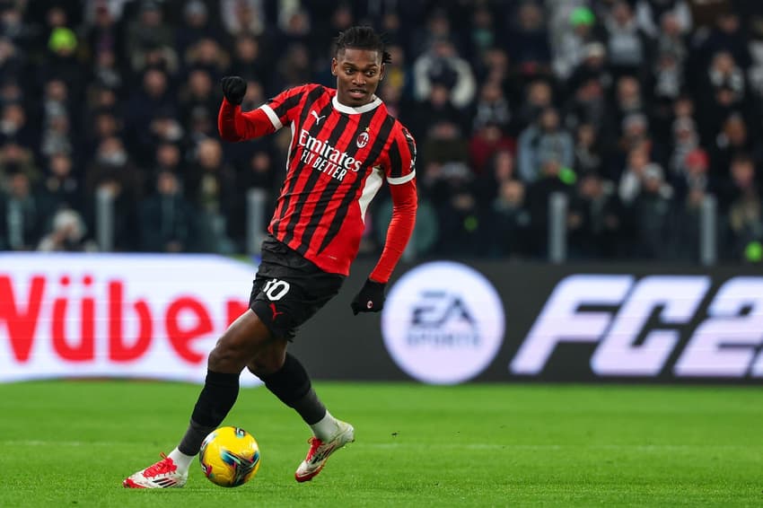 Rafael Leão durante partida do Milan pela Série A da Itália