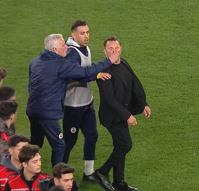 Mourinho Galatasaray Fenerbahçe