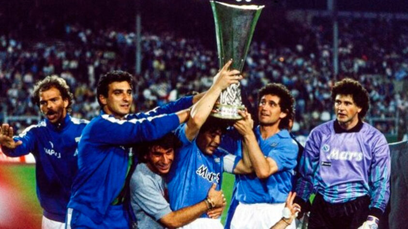 Napoli: um título conquistado, em 1988/89. Napoli: um título conquistado, em 1988/89.