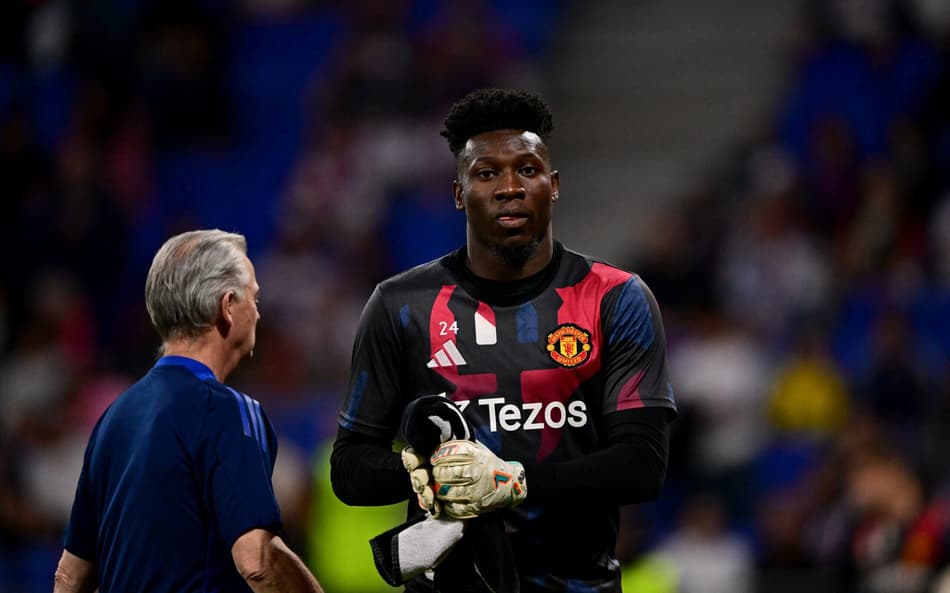Técnico do Manchester United abre o jogo sobre polêmicas de Onana após erros na Liga Europa