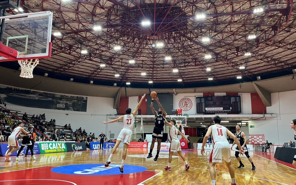 Com 12 assistências de Elinho, Corinthians supera o Paulistano e volta a vencer no NBB