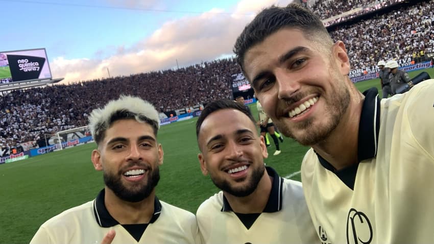 Pedro-Raul-Corinthians Yuri Alberto Água Santa
