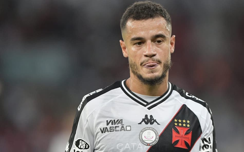 ANÁLISE: Vasco desacredita de si mesmo e erra escolha contra o Flamengo
