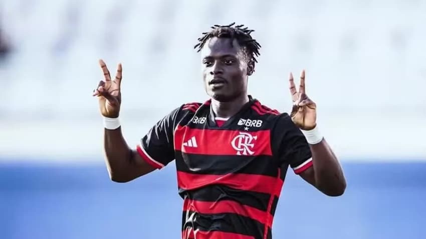 Conheça Shola Ogundana, promessa da base do Flamengo que foi essencial no título da Libertadores sub-20 (Foto: Divulagação/Flamengo)