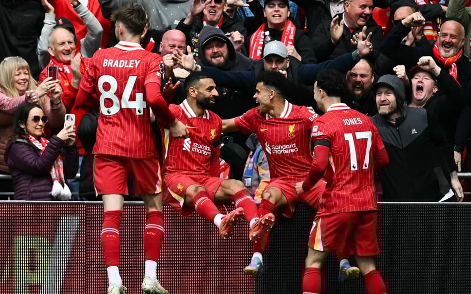 Liverpool pode ser campeão da Premier League neste domingo de Páscoa