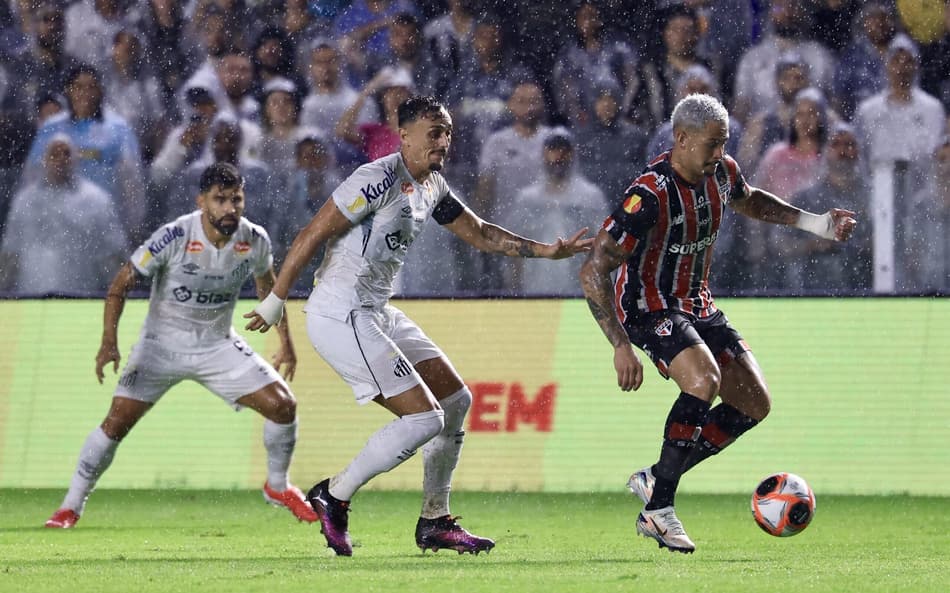 Santos-x-Sao-Paulo-scaled-aspect-ratio-512-320