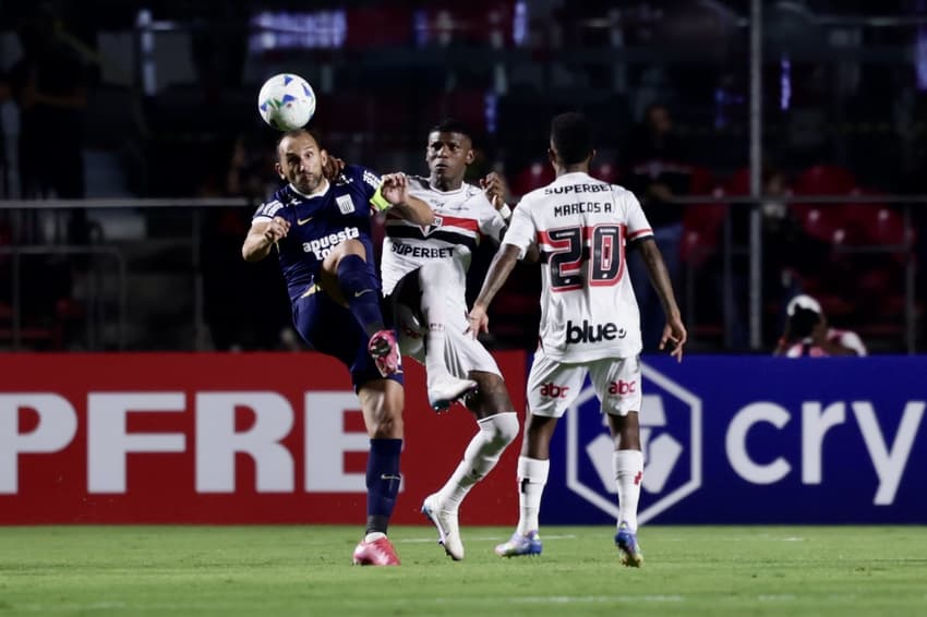 Arboleda em São Paulo x Alianza Lima, no Morumbis. (foto: Marcello Zambrana/AGIF)