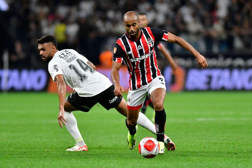 Sao Paulo (SP), 30/01/2024 – Futebol/CORINTHIANS-SAO PAULO – Lucas Moura from Sao Paulo – Match between Corinthians x Sao Paulo, valid for the fourth round of the Campeonato Paulista, held at the Neo Quimica Arena, east zone of Sao Paulo, on the night
