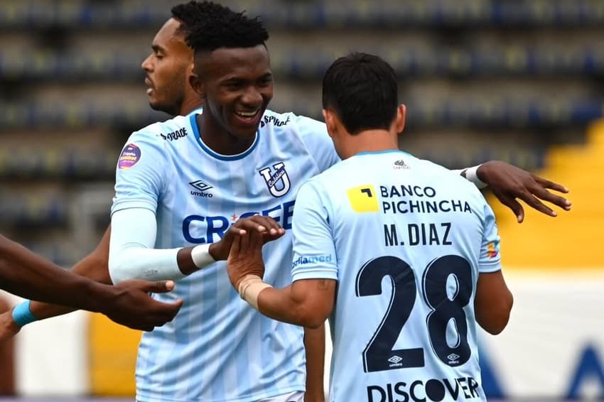 Atletas comemoram gol da Universidad Católica Foto: Divulgação / Universidad Católica