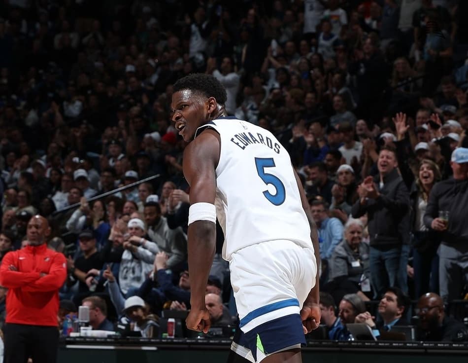 Astro da NBA causa polêmica, tira sarro da torcida e leva multa milionária