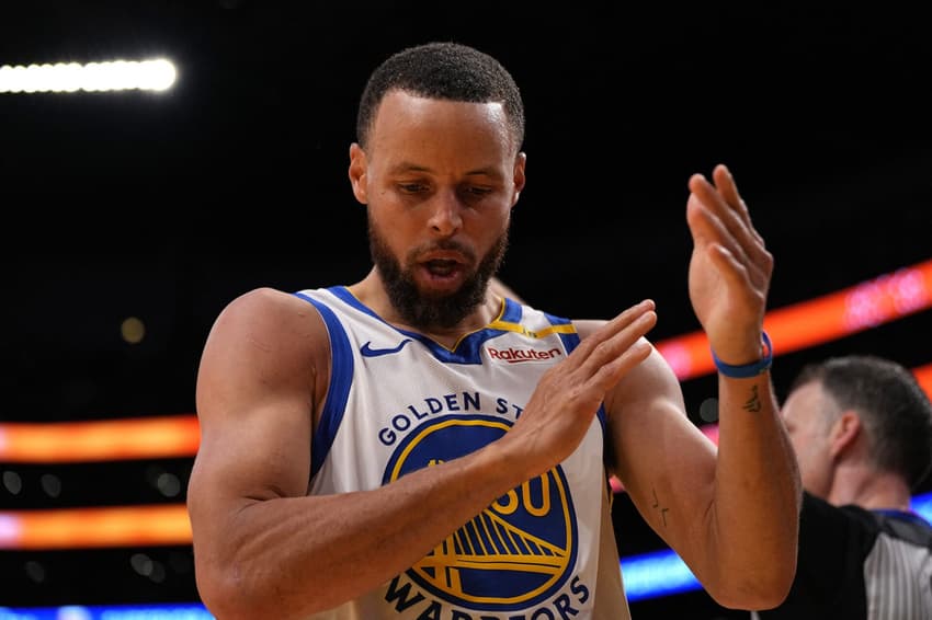 Golden State Warriors v Los Angeles Lakers - Stephen Curry