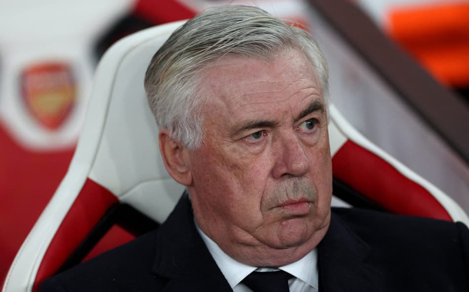 Alvo da CBF, Ancelotti é criticado nas redes sociais após eliminação