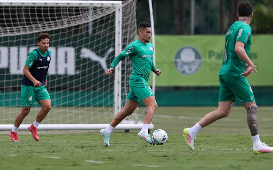 Treino-do-Palmeiras-aspect-ratio-512-320