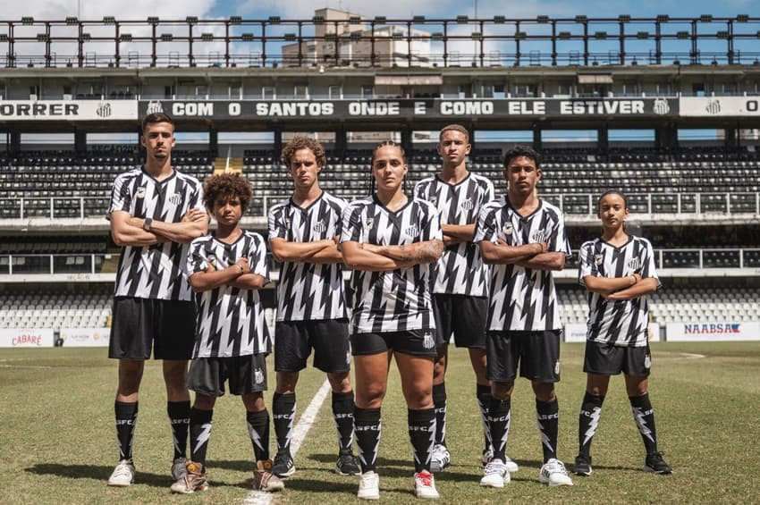 Santos divulga uniforme especial para as categorias de base do clube. (Foto: Divulgação/ Santos)