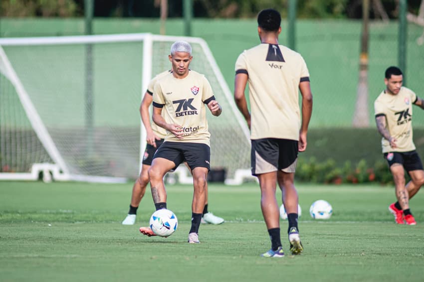Último treino do Vitória antes do jogo contra o Cerro Largo Foto: Victor Ferreira / EC Vitória