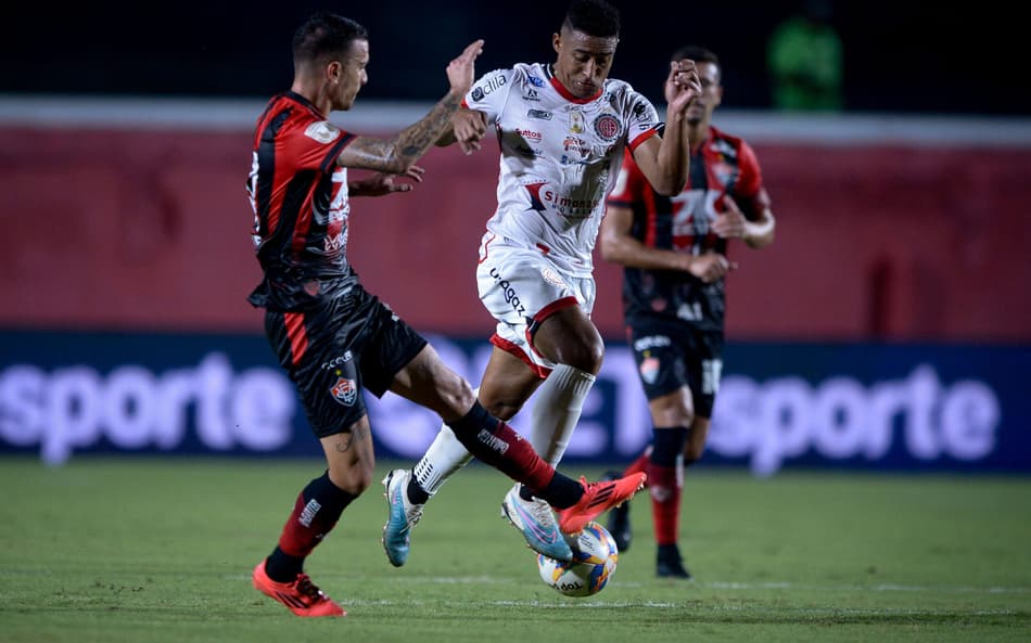 Vitória volta a vencer o Atlético-BA e se classifica para as finais do Baiano