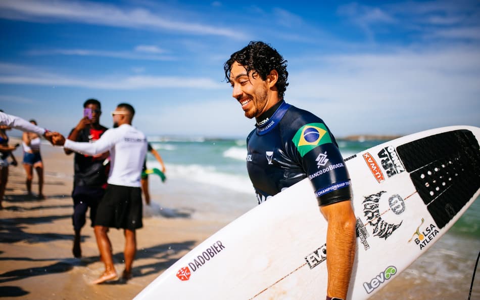 Quanto Yago Dora fatura com título da WSL em Portugal?