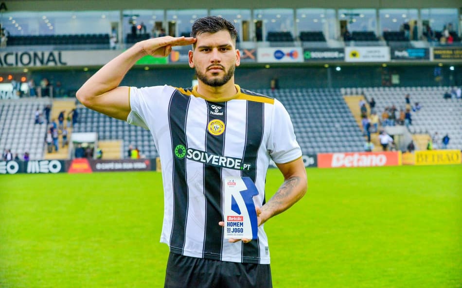 ‘Man Of the Match’ contra o Porto, zagueiro brasileiro Zé Vitor segue em alta na Europa
