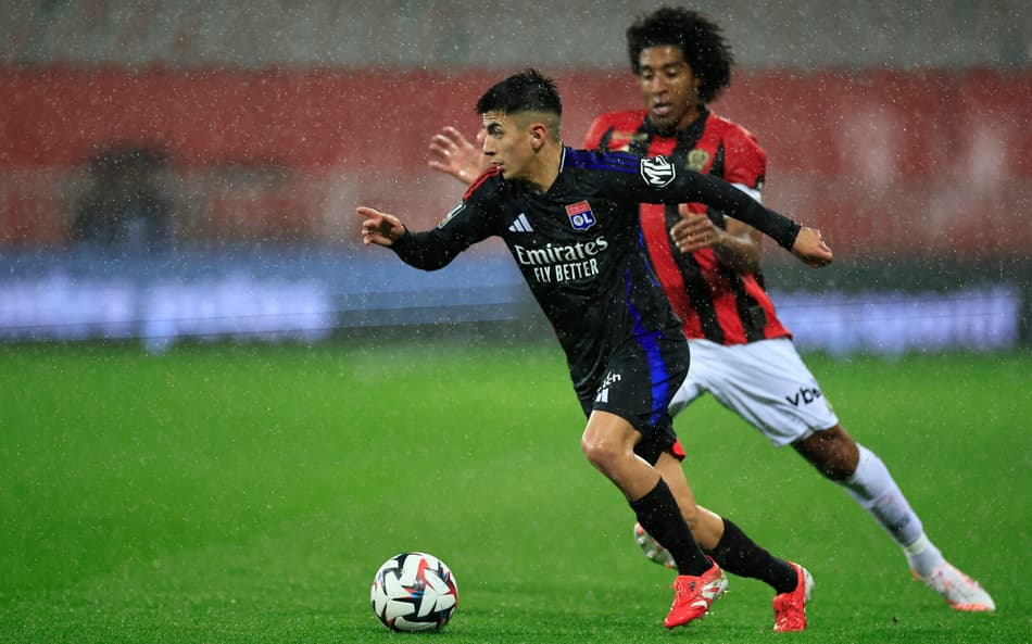 Qual o salário de Thiago Almada, ex-Botafogo, no Lyon?