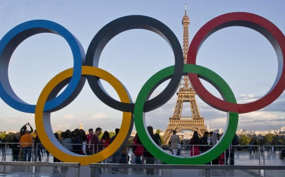 Globo contrata atacante para comentar futebol feminino nas Olimpíadas de Paris
