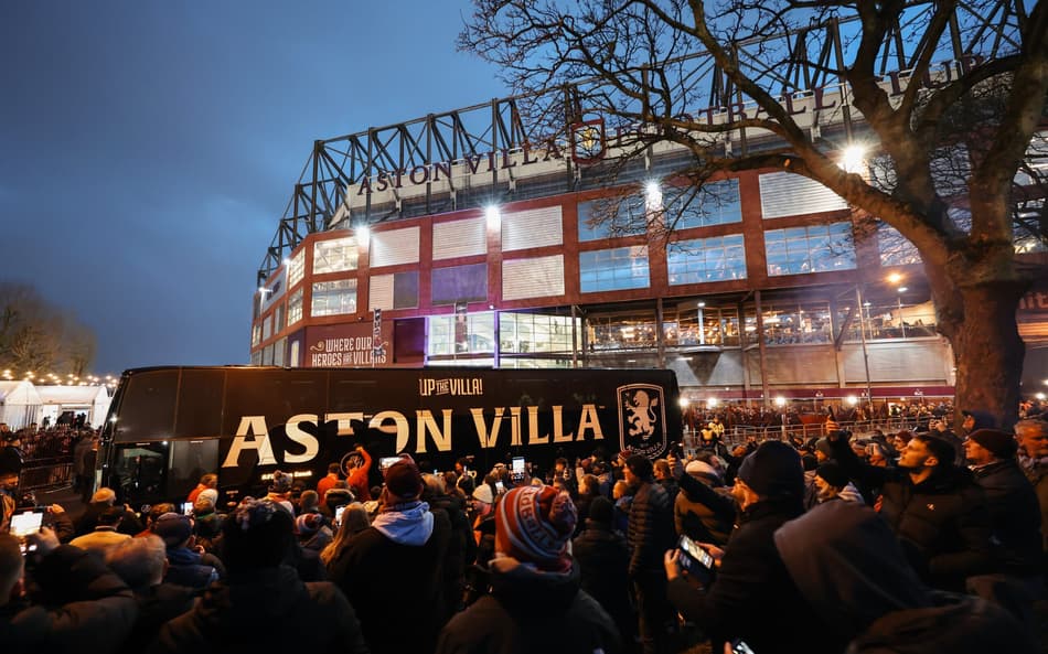 Como era o mundo no último duelo entre Preston e Aston Villa pela Copa da Inglaterra?