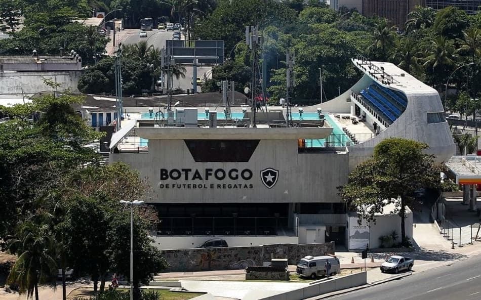 Botafogo trabalha por CND’s para reforma da sede do Mourisco