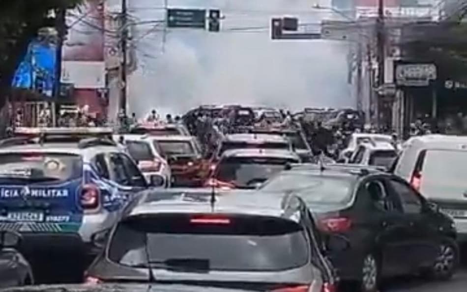 Sobe para 32 o número de detidos durante confrontos das organizadas no Recife