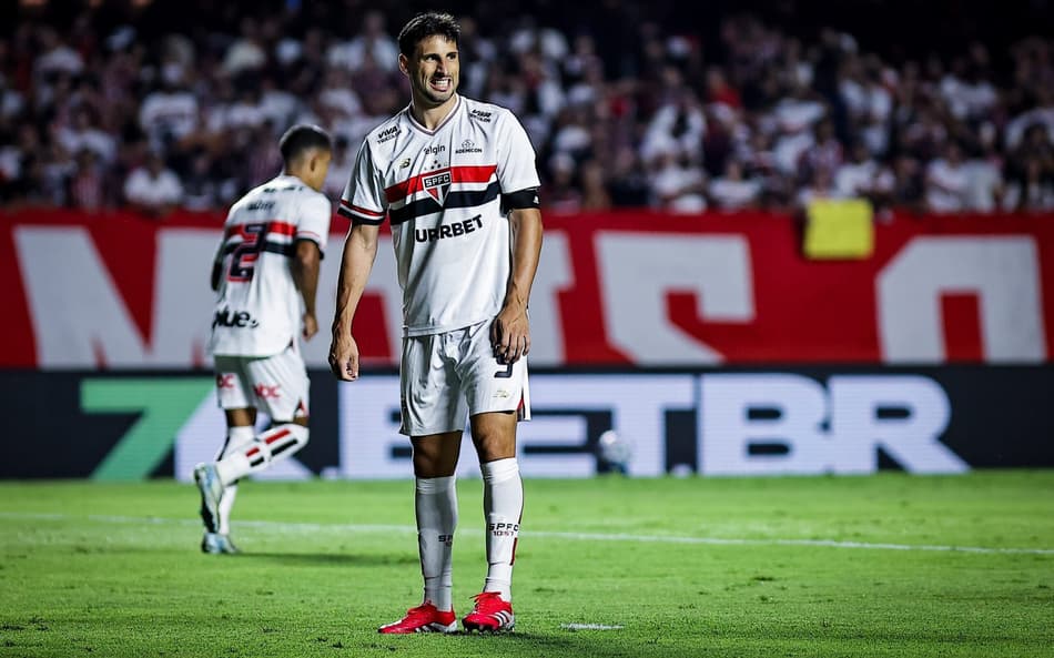 Clássico sem Calleri: como o São Paulo se prepara para enfrentar o Santos