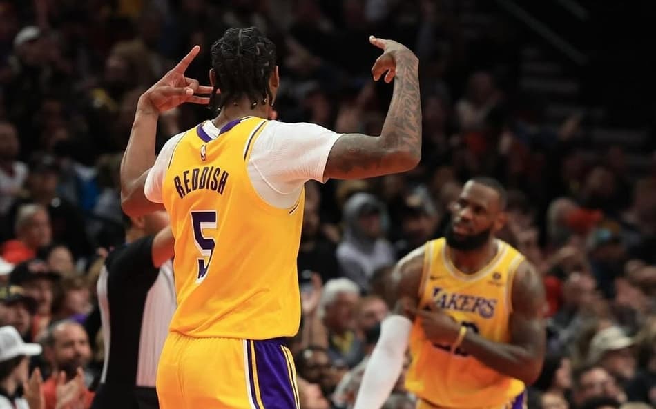 Los Angeles Lakers demite jogador em reta final da NBA 2024/25