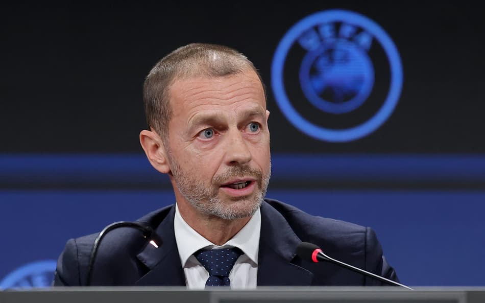 Uefa analisa possíveis mudanças no formato da Champions League