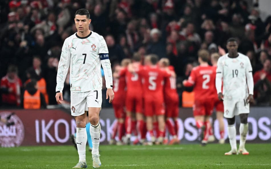 Cristiano Ronaldo é provocado em derrota de Portugal para a Dinamarca