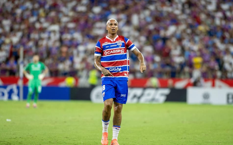 Atitude de Deyverson gera revolta em Fortaleza x Palmeiras: ‘Irresponsabilidade’