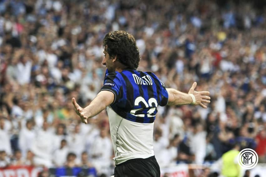 Diego Milito comemorando gol pela Inter na final da Champions de 2010 (Foto: Reprodução/Inter de Milão)