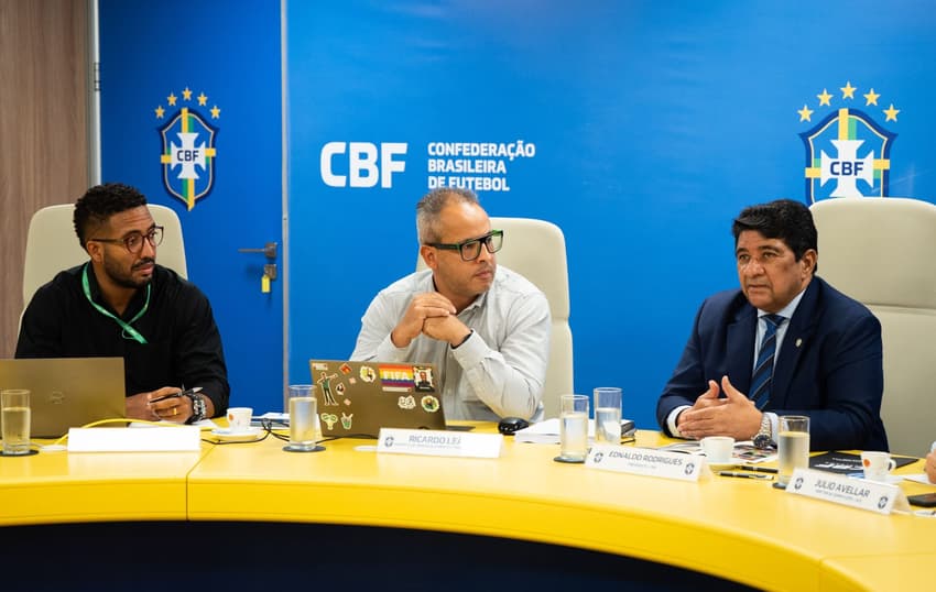ednaldo reunião