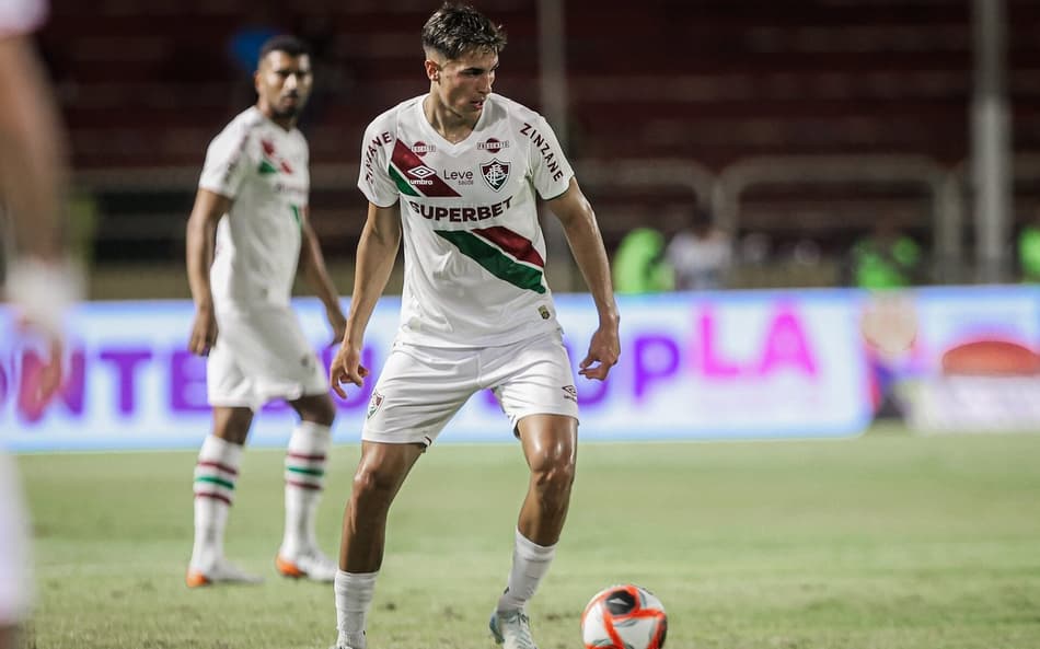 Fluminense tem mudanças na escalação diante do Corinthians