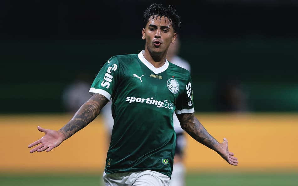 Facundo Torres e mais 10? Atacante engrena e completa 21 jogos seguidos pelo Palmeiras