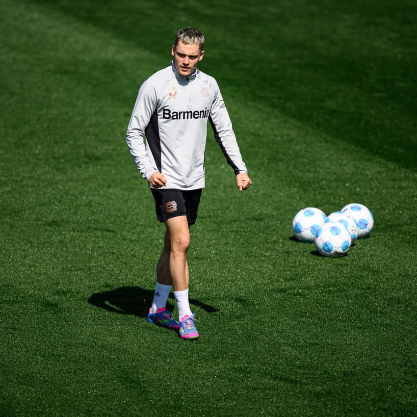 Florian Wirtz pelo Bayer Leverkusen