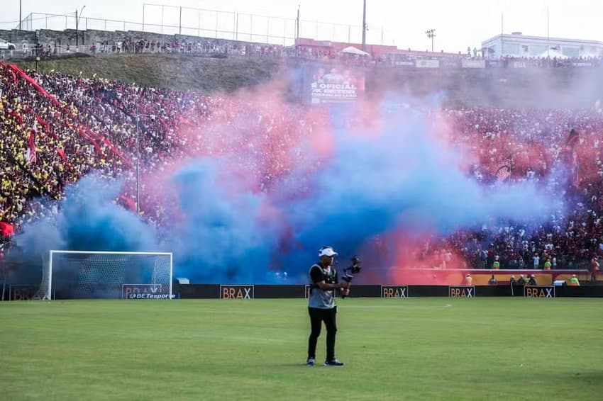 fumaca-azul-barradao