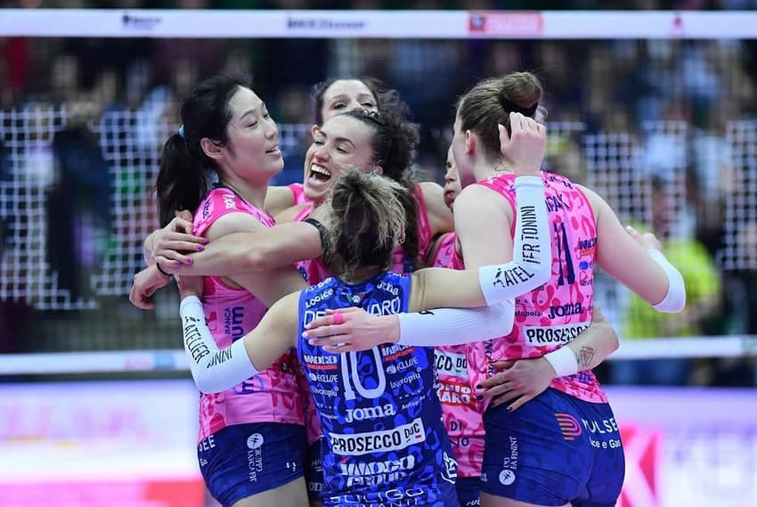 gabi-guimaraes-volei