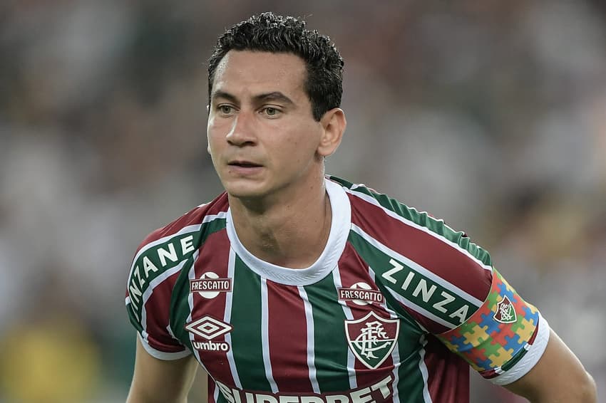 Ganso em ação no jogo do Fluminense contra o Vitória no Maracanã