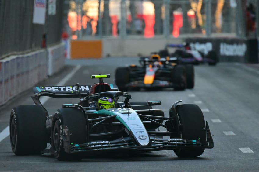 hamilton-no-tl1-do-gp-do-azerbaijao-scaled.jpg