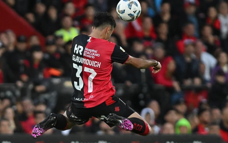 Newell’s Old Boys culpa o Vasco por empréstimo de Ian Glavinovich não ser fechado