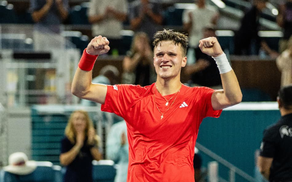 Saiba quantos aces Mensik, algoz de Djokovic na final, fez na campanha em Miami