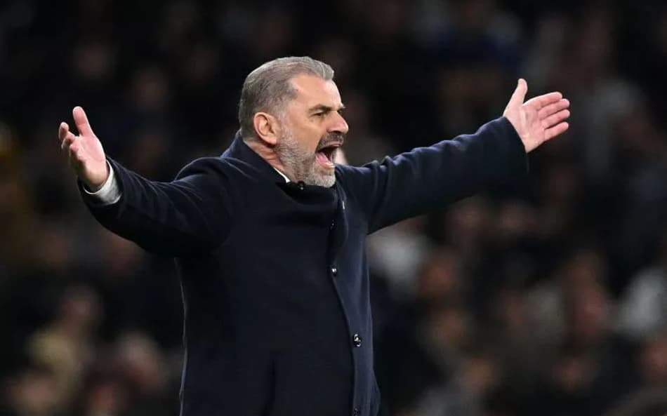 ‘Transformam ouro em m*…’: diz treinador dos Spurs ao reclamar de críticas