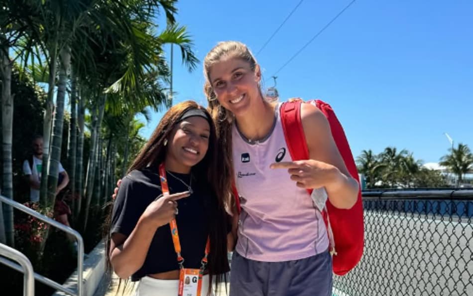 Bia Maia diz se inspirar em Rebeca Andrade, presença ilustre em Miami