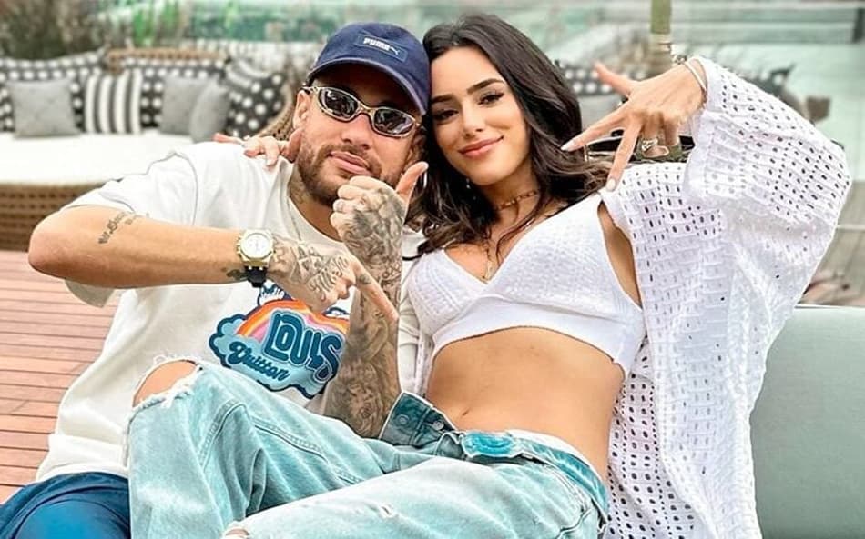 Neymar faz surpresa de aniversário para Bruna Biancardi; mulher revela detalhes